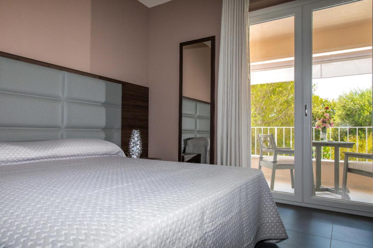 מראטיאה 4Essences Boutique Rooms מראה חיצוני תמונה